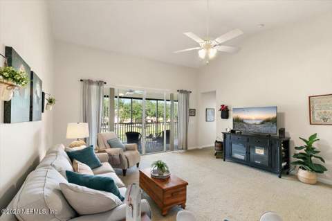 8686 Little Swift Circle, Jacksonville FL - photo 18 of 36