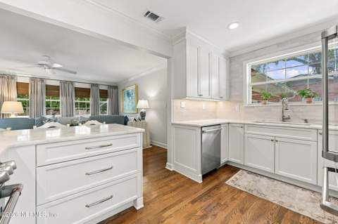 4727 Verona Avenue, Jacksonville FL - photo 12 of 35