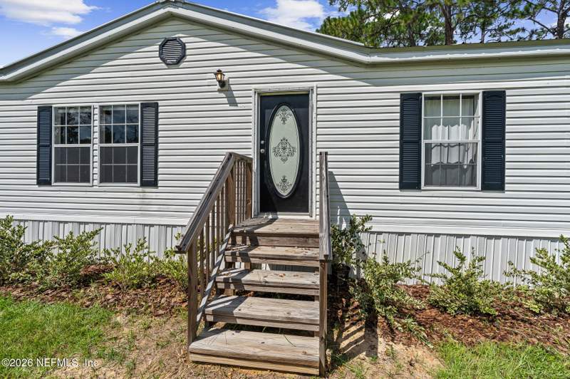 4 bedroom Mobile Home at 141 Cherokee Drive, Mirror Lake Beaches, Interlachen — photo 4