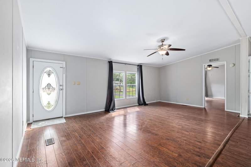 4 bedroom Mobile Home at 141 Cherokee Drive, Mirror Lake Beaches, Interlachen — photo 5