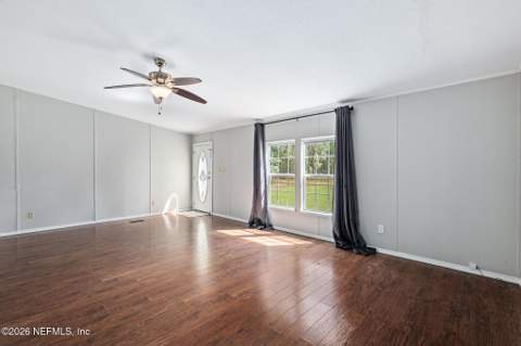 141 Cherokee Drive, Interlachen FL - photo 10 of 46
