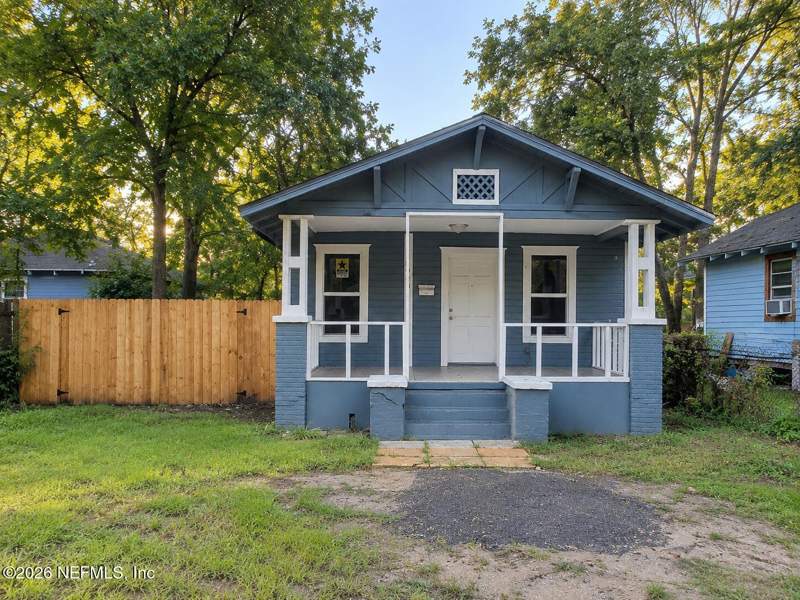 3 bedroom Single Family Residence at 1040 E 14th Street, Springfield Annex, Jacksonville — photo 2