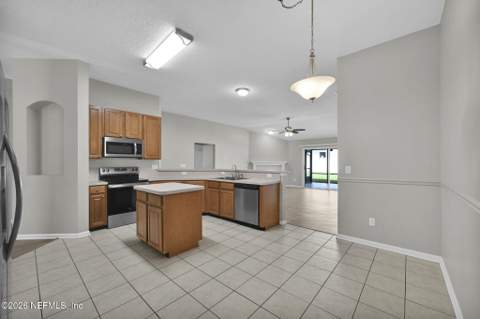 3018 Oatland Court, Orange Park FL - photo 14 of 43