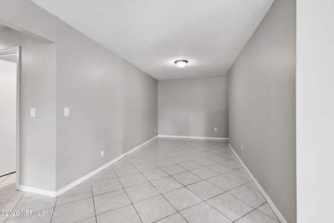 897 Candleknoll Lane, Jacksonville FL - photo 7 of 24