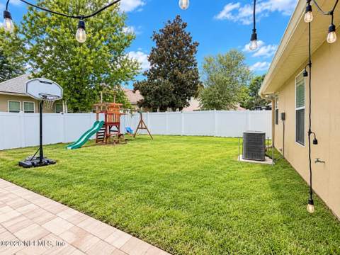 12234 Lavenhorn Road, Jacksonville FL - photo 20 of 38
