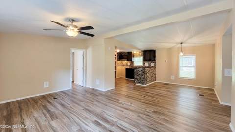 210 WALKUP Street, Interlachen FL - photo 8 of 33