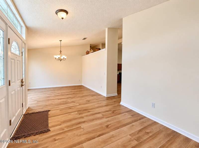 3 bedroom Single Family Residence at 1824 Hawkins Cove Drive, Hawkins Cove, Jacksonville — photo 4