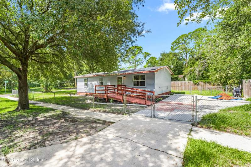 4 bedroom Single Family Residence at 5704 XAVIER Road, Royal Terrace Addn, Jacksonville — photo 5