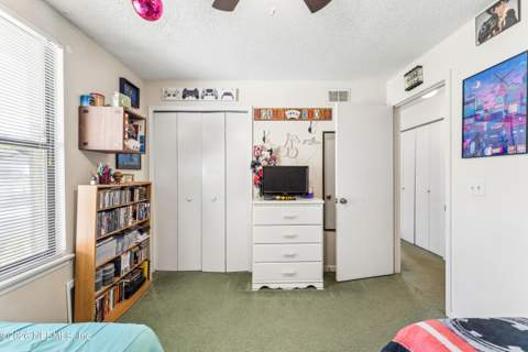 8812 Cavender Drive, Jacksonville FL - photo 14 of 30