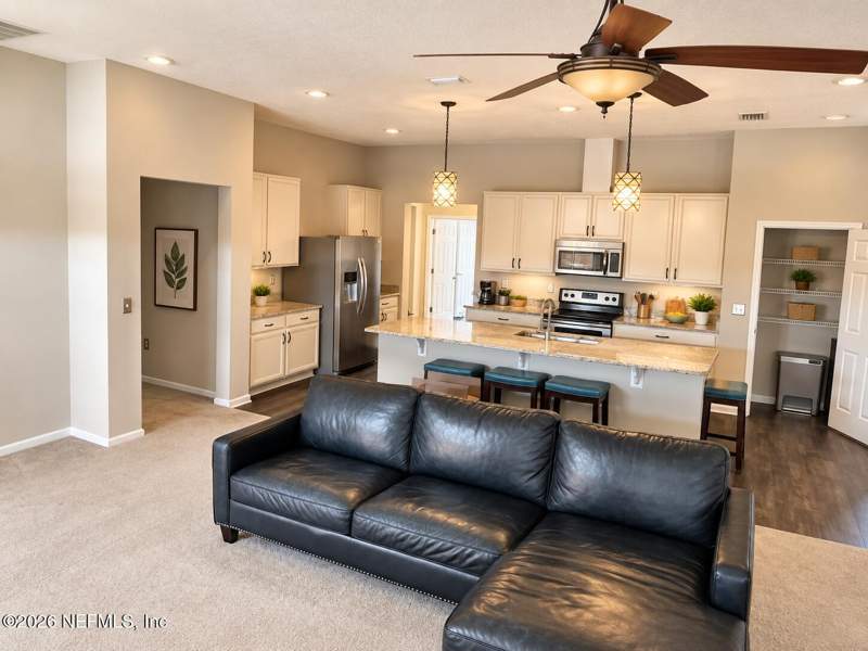 3 bedroom Single Family Residence at 15965 HUTTON Lane, Hillcrest Bluff, Jacksonville — photo 3