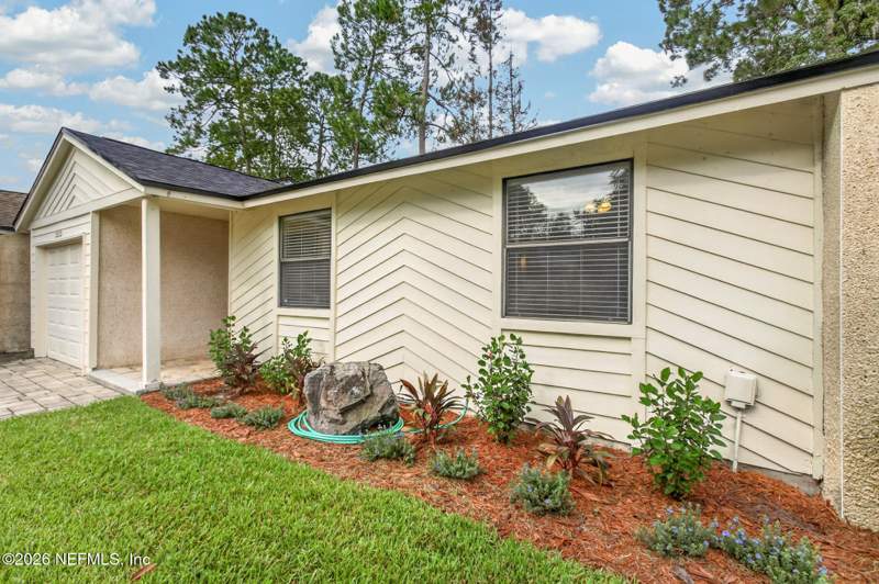 3 bedroom Single Family Residence at 3313 W DONZI Way, Lake Mandarin, Jacksonville — photo 4