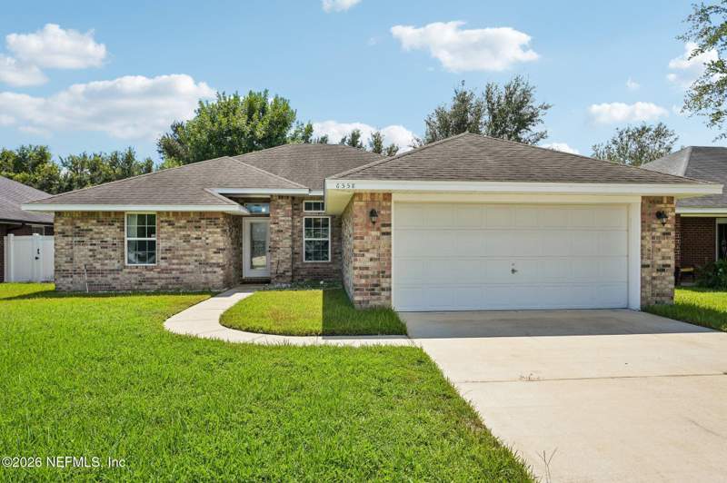 4 bedroom Single Family Residence at 6558 Pemberley Lane, Westland Oaks, Jacksonville — photo 3