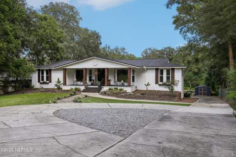 697 Arthur Moore Drive, Green Cove Springs FL - photo 8 of 93