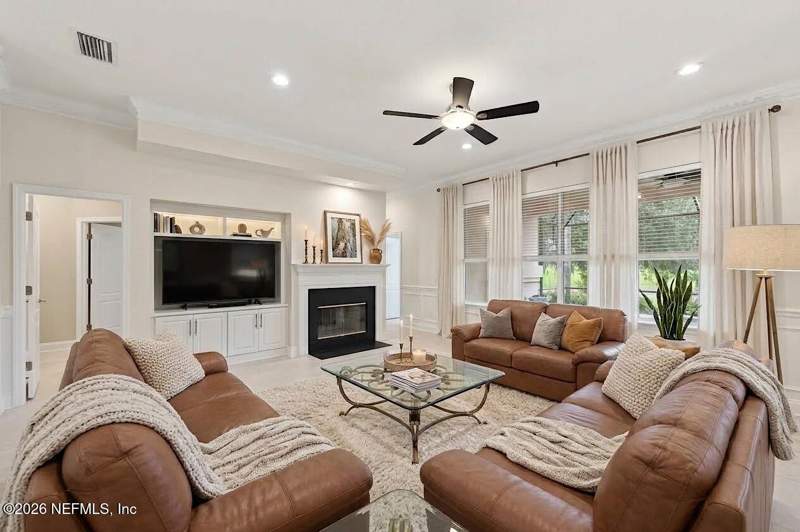 5 bedroom Single Family Residence at 1532 Nottingham Knoll Drive, Queens Harbour, Jacksonville — photo 3