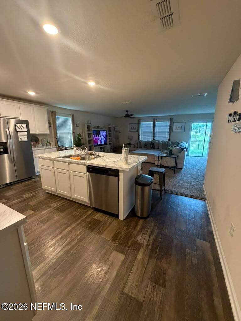 4 bedroom Single Family Residence at 6209 WILD MUSTANG Trail, Winchester Ridge, Jacksonville — photo 4