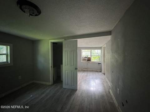 1361 W 13th Street, Jacksonville FL - photo 16 of 17