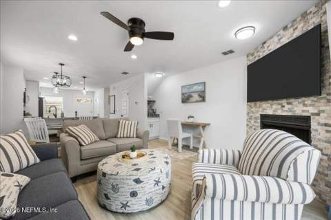 2106 Gail Avenue, Jacksonville Beach FL - photo 12 of 26