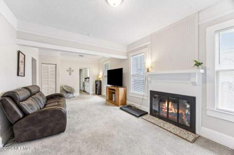 683 Bridal Avenue, Jacksonville FL - photo 6 of 36