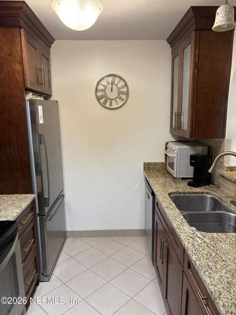 3765 Crown Point Road #7, Jacksonville FL - photo 10 of 40