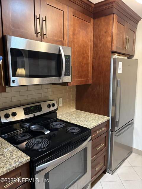 3765 Crown Point Road #7, Jacksonville FL - photo 11 of 40