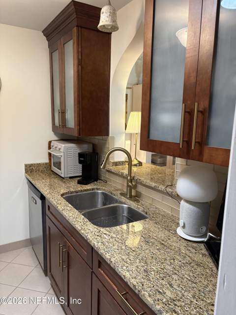 3765 Crown Point Road #7, Jacksonville FL - photo 12 of 40