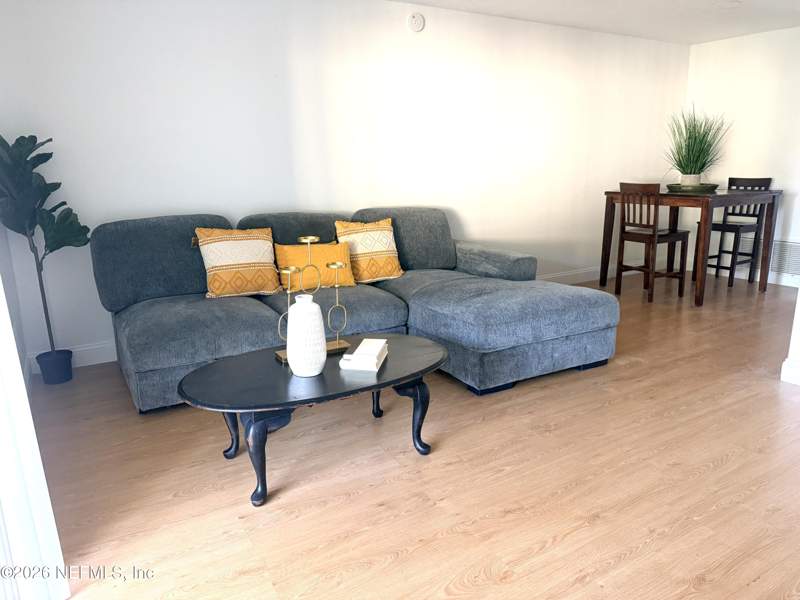 1 bedroom Condominium at 1200 BRETTA Street #25, Teakwood Villas, Jacksonville — photo 2