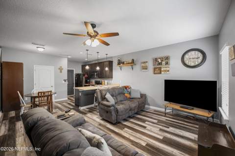 2738 HOLLYBROOK Lane, Orange Park FL - photo 12 of 51