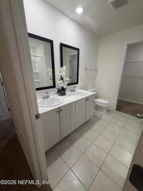 7810 Rippa Valley Way, Jacksonville FL - photo 9 of 11