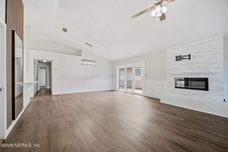 3 bedroom Single Family Residence at 11479 Mandarin Glen Circle, Mandarin Glen, Jacksonville — photo 3