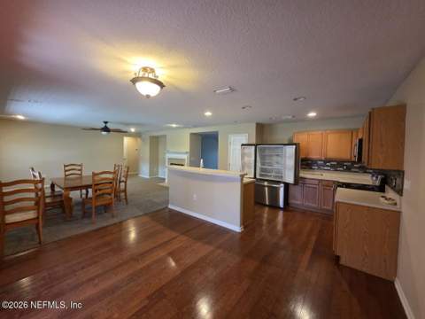 3834 MARSH BLUFF Drive, Jacksonville FL - photo 7 of 21