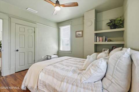 4538 Polaris Street, Jacksonville FL - photo 15 of 39
