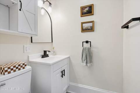 4538 Polaris Street, Jacksonville FL - photo 19 of 39