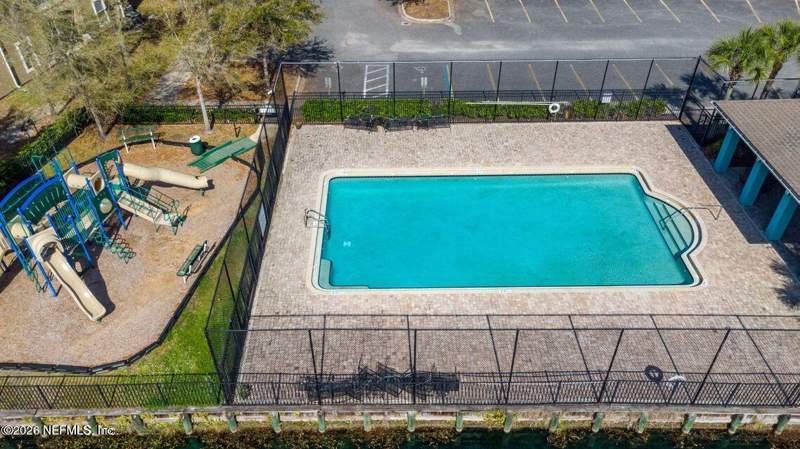 2 bedroom Condominium at 7920 Merrill Road #2004, Merrill Pines, Jacksonville — photo 2