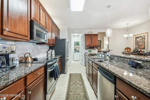 9831 Del Webb Parkway #1204, Jacksonville FL - photo 10 of 60