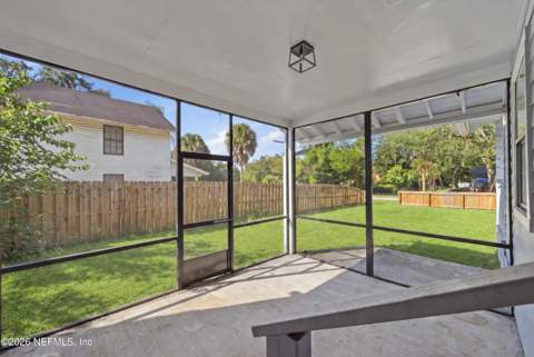 1745 Hilltop Boulevard, Jacksonville FL - photo 17 of 26