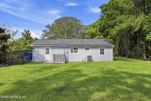 1745 Hilltop Boulevard, Jacksonville FL - photo 23 of 26