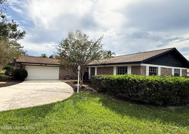 3 bedroom Single Family Residence at 575 BOWIE Boulevard, Bellair West, Orange Park — photo 2
