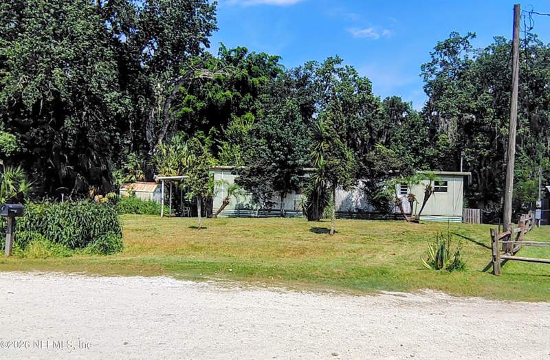 2 bedroom Ranch at 117 Breezewood Circle, St Johns Riverside Ests M, San Mateo — photo 1