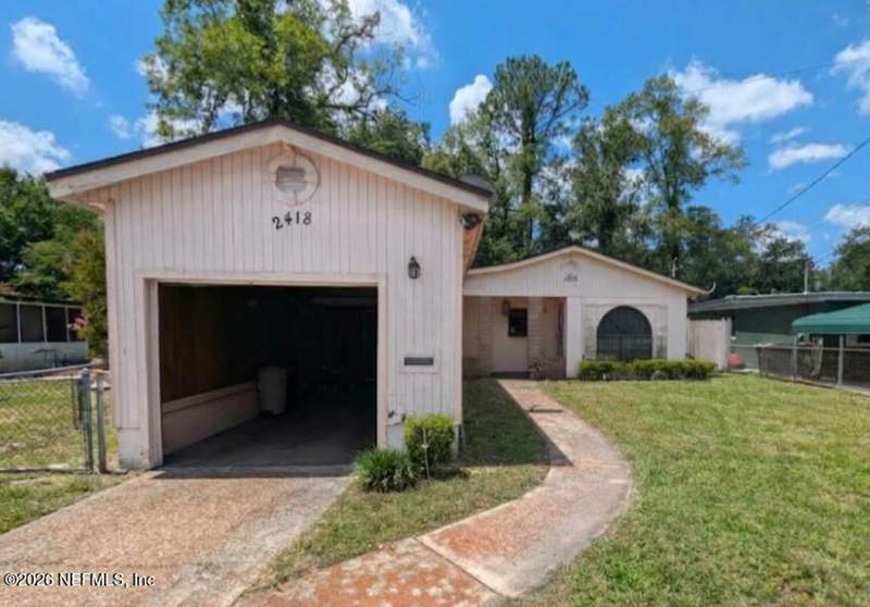 2 bedroom Single Family Residence at 2418 VERNON Street, Grand Park, Jacksonville — photo 1