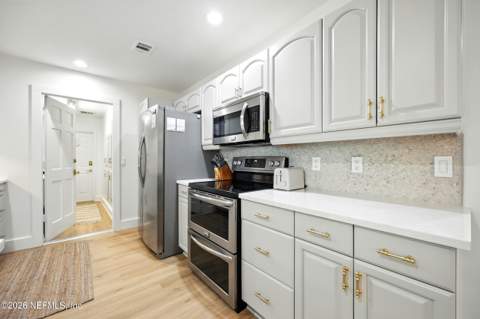 1520 Republic Drive, Jacksonville Beach FL - photo 9 of 36