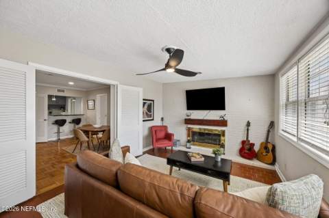 4704 Princess Anne Lane, Jacksonville FL - photo 14 of 57