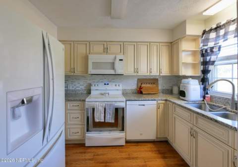 4915 Baymeadows Road #2H, Jacksonville FL - photo 10 of 27