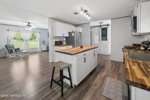 14163 State Road 100, Lake Butler FL - photo 17 of 31