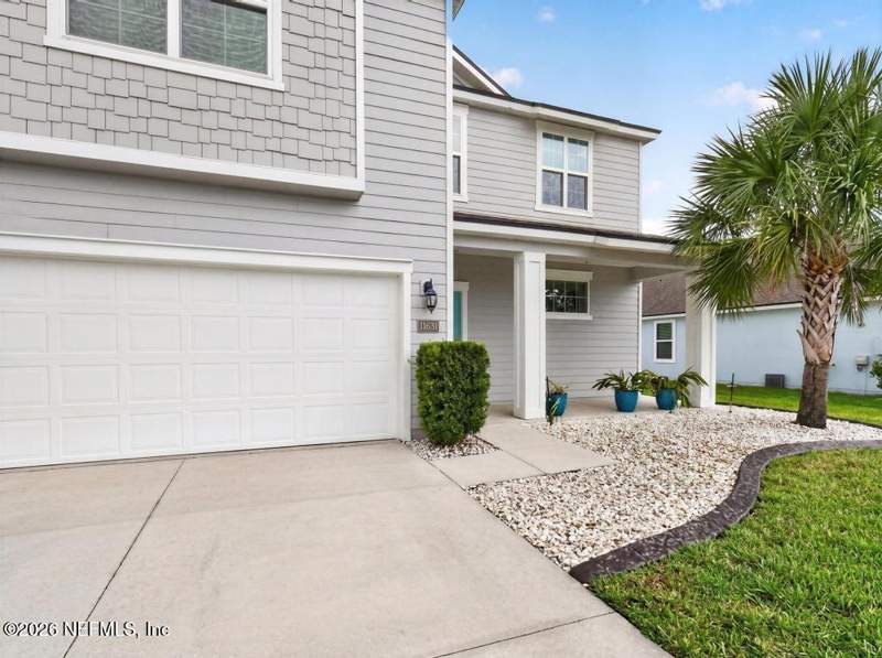 4 bedroom Single Family Residence at 11631 Lake Chub Drive, Alta Lakes, Jacksonville — photo 3