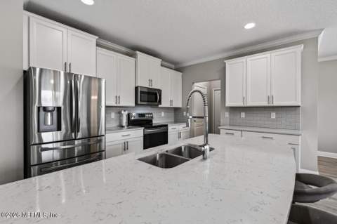 11631 Lake Chub Drive, Jacksonville FL - photo 22 of 122