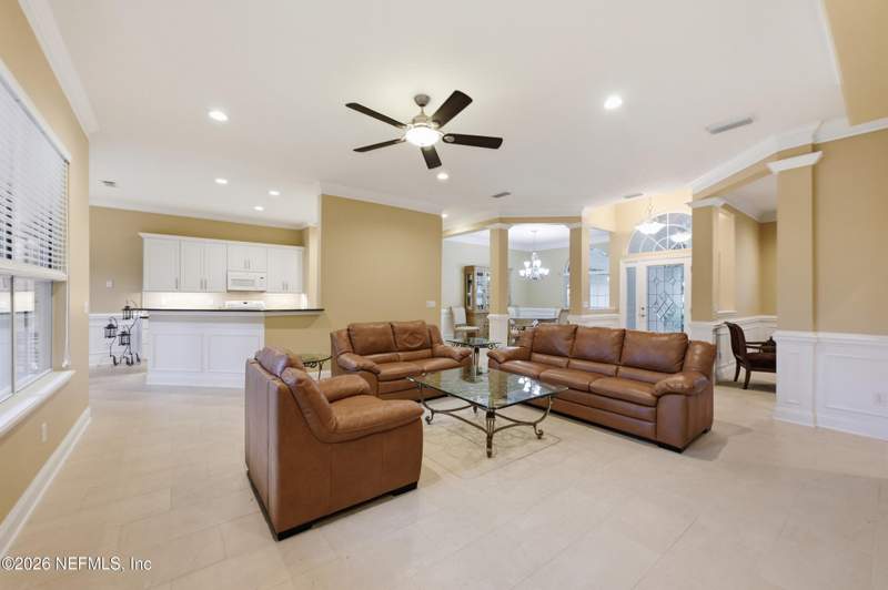 5 bedroom Single Family Residence at 1532 Nottingham Knoll Drive, Queens Harbour, Jacksonville — photo 5