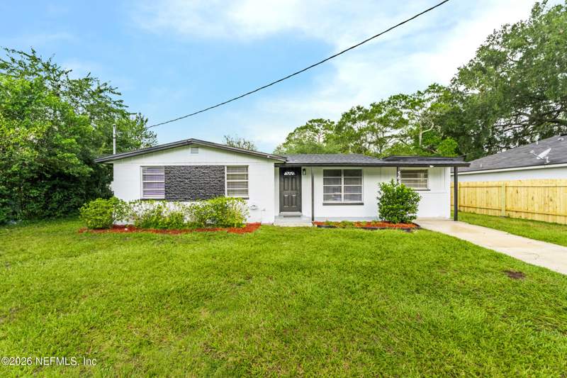 3 bedroom Single Family Residence at 5646 Ricker Road, Oak Hill, Jacksonville — photo 2