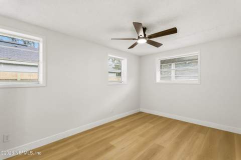 5646 Ricker Road, Jacksonville FL - photo 15 of 31