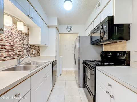 10200 Belle Rive Boulevard #127, Jacksonville FL - photo 15 of 33
