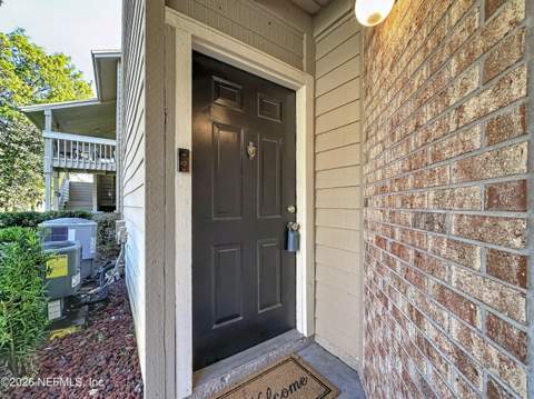 10200 Belle Rive Boulevard #127, Jacksonville FL - photo 9 of 33